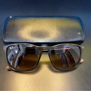 Ray-Ban Sunglasses Chris